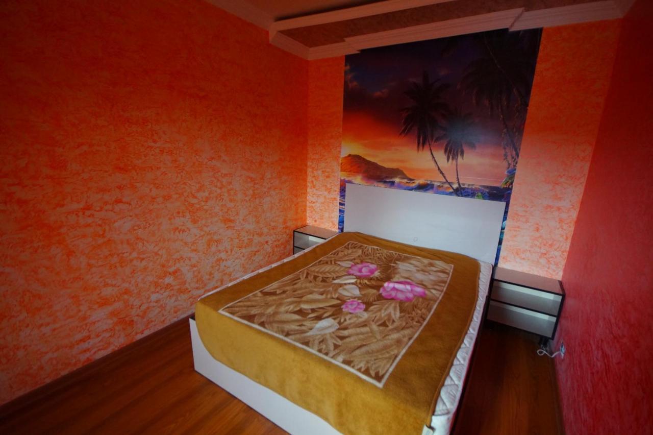 Oasis Gasamania Hotell Batumi Rom bilde
